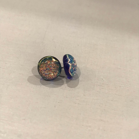 Stud Earrings - Picture 1 of 2